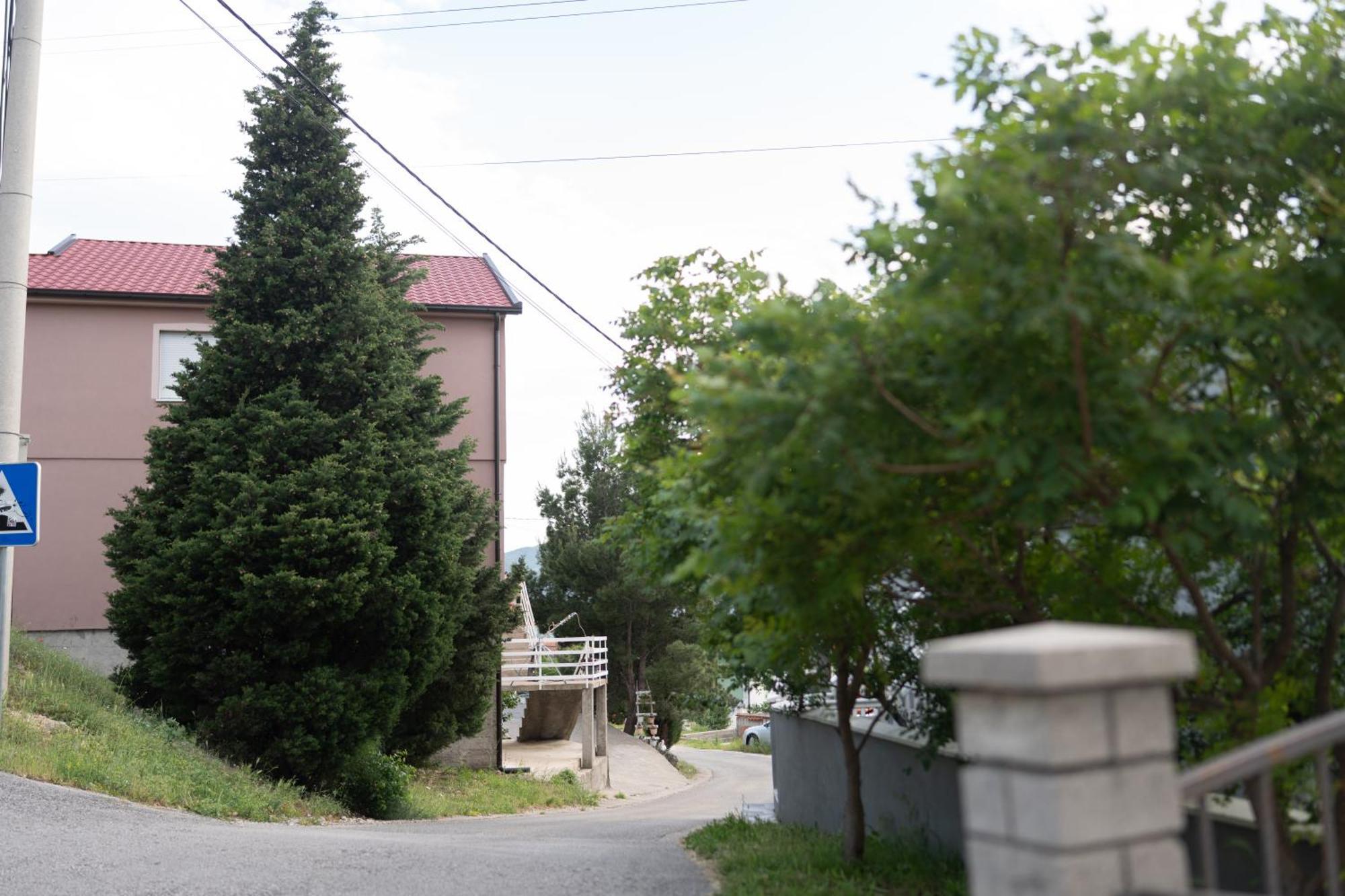 Skywalk House Villa Mostar Exterior photo