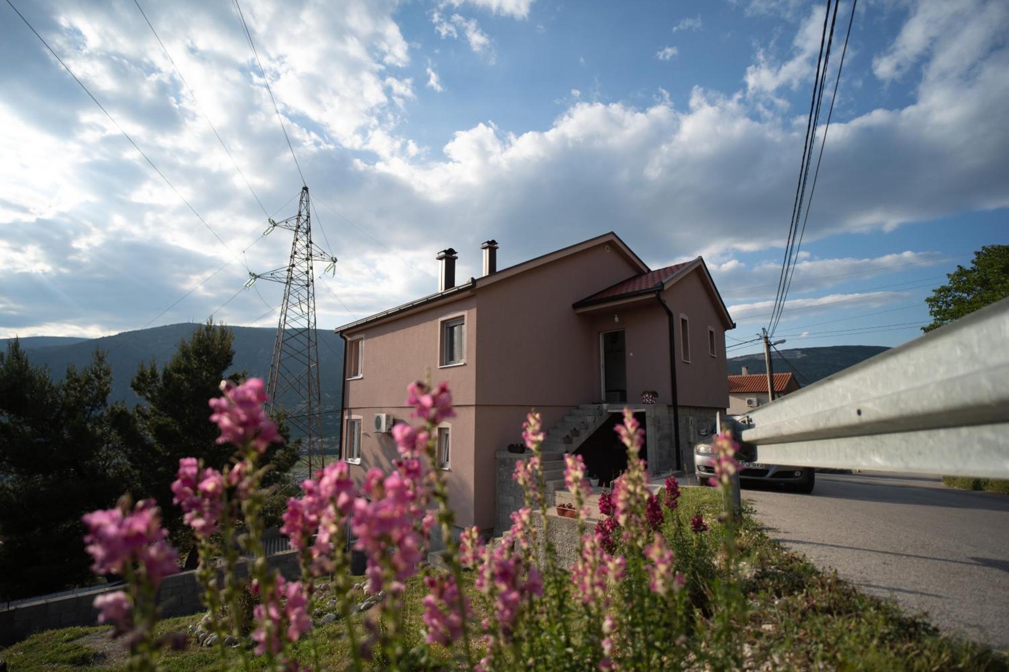 Skywalk House Villa Mostar Exterior photo